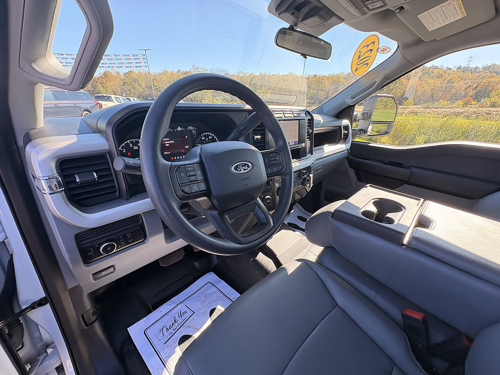 Used 2023 Ford F250 XL w/ Snow Plow/Camper Package AWD/4WD image 29