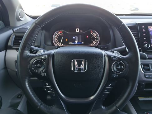 Used 2023 Honda Ridgeline RTL-E image 10