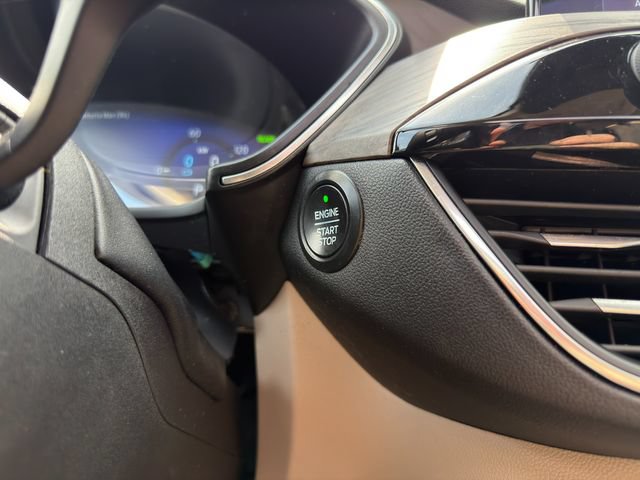 Used 2020 Ford Escape Titanium FWD image 41
