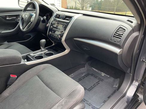 Used 2014 Nissan Altima 2.5 S w/ Sport Value Package image 55