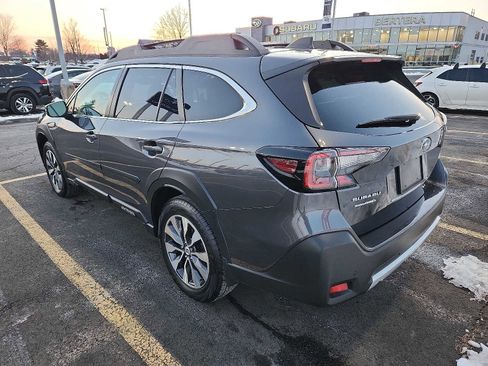 Used 2023 Subaru Outback Limited image 4