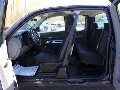 Used 2010 Chevrolet Silverado 1500 W/T AWD/4WD image 18