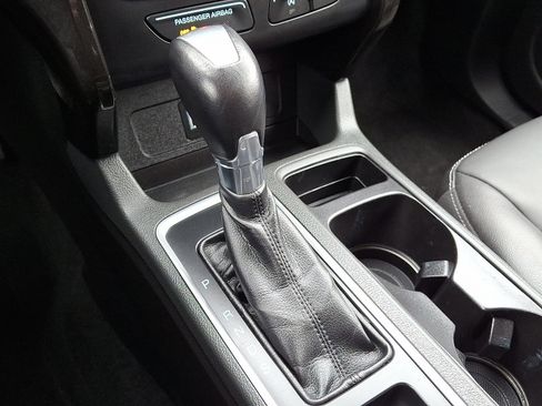 Used 2017 Ford Escape Titanium image 14