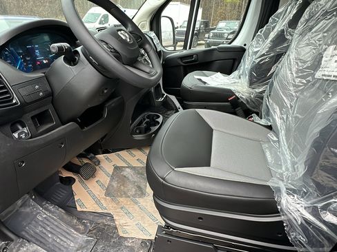 Used 2025 RAM ProMaster 1500 image 17