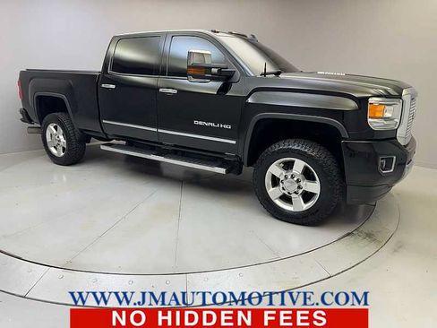 Used 2016 GMC Sierra 2500 Denali w/ Duramax Plus Package AWD/4WD image 7