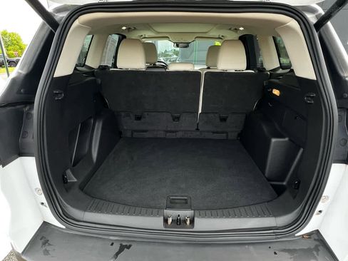 Used 2018 Ford Escape SEL w/ SEL Sport Appearance Package FWD image 8
