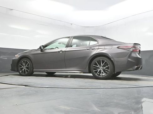 Used 2024 Toyota Camry SE FWD image 38