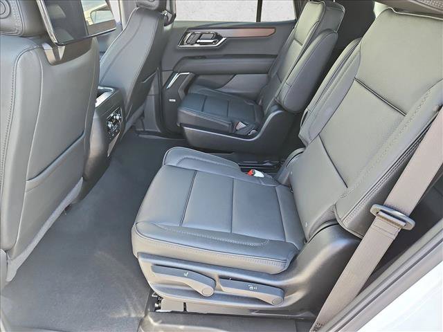 New 2026 GMC Yukon Denali w/ Advanced Technology Package AWD/4WD image 16