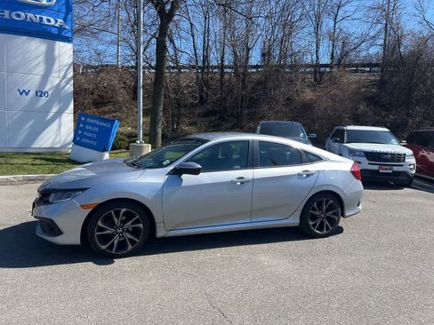 Used 2021 Honda Civic Sport image 2