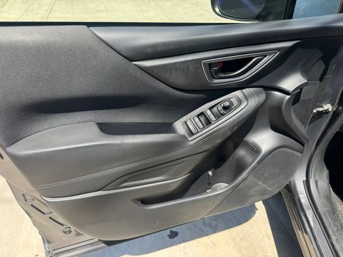 Used 2021 Subaru Forester AWD/4WD image 10
