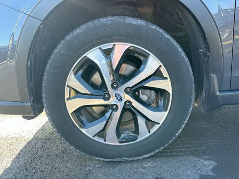 Used 2020 Subaru Outback Touring XT image 19