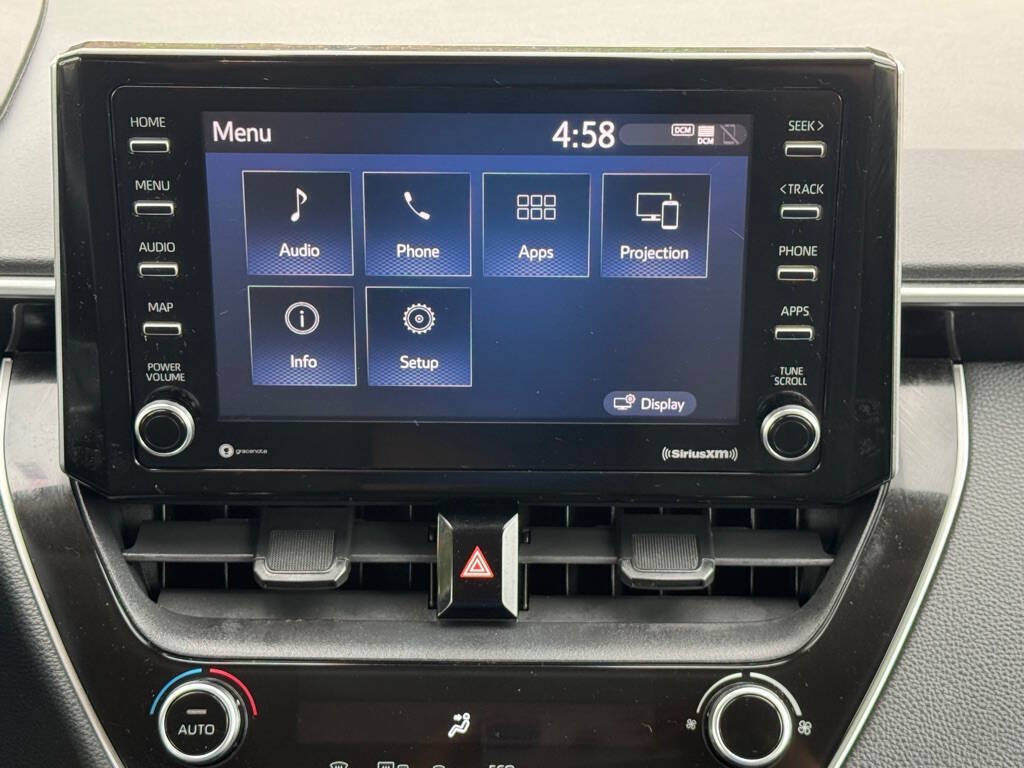 Used 2021 Toyota Corolla LE FWD image 8