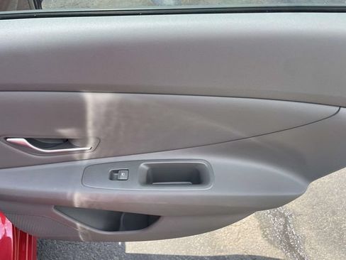 Used 2023 Hyundai Elantra SEL w/ Convenience Package FWD image 10