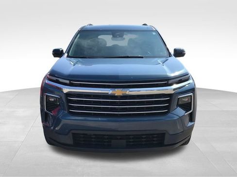 Certified 2024 Chevrolet Traverse LT w/ LPO, Floor Liner Package FWD image 32