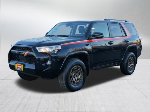 Used 2023 Toyota 4Runner 40th Anniversary SE image 3