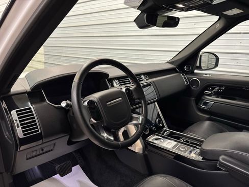Used 2018 Land Rover Range Rover image 12