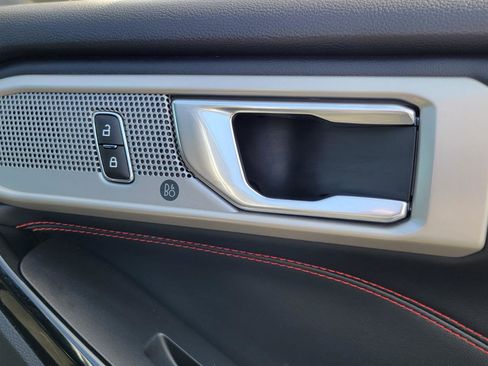 Used 2023 Ford Explorer ST-Line image 43