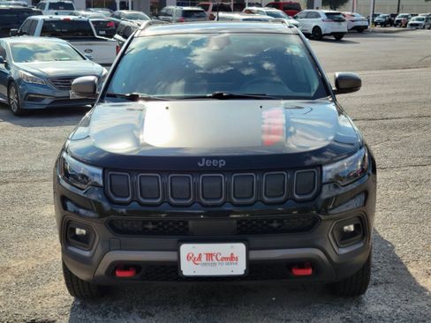 Used 2022 Jeep Compass Trailhawk w/ Trailhawk Elite Group image 9