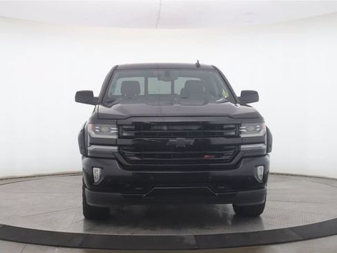 Used 2016 Chevrolet Silverado 1500 LTZ Z71 w/ LTZ Plus Package AWD/4WD image 12