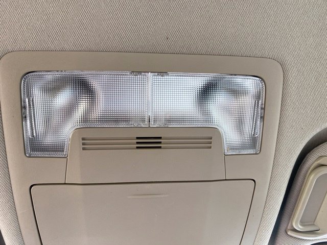 Used 2012 Toyota Camry LE FWD image 18