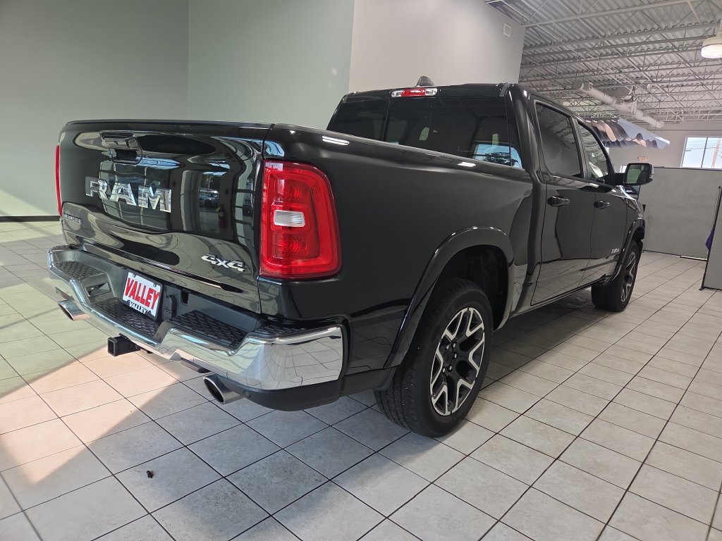 Used 2026 RAM 1500 Laramie AWD/4WD image 8