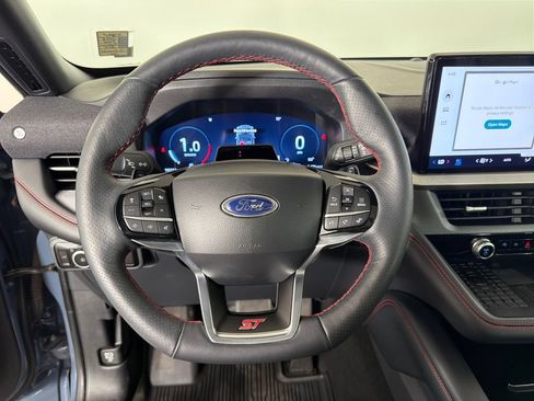 Used 2025 Ford Explorer ST AWD/4WD image 13