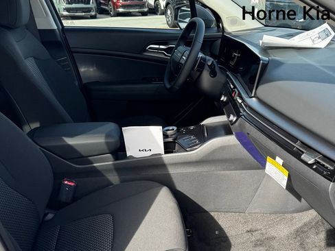 New 2026 Kia Sportage S image 19