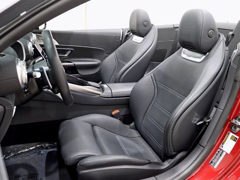 Used 2022 Mercedes-Benz SL 55 AMG 4MATIC image 31
