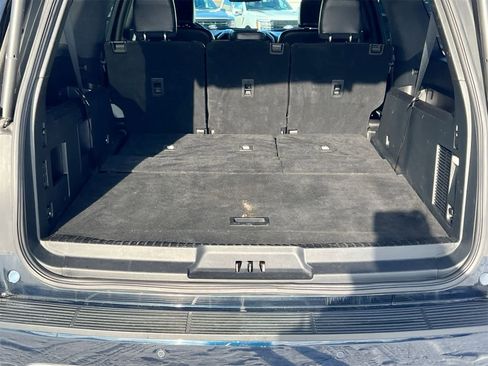 Used 2021 Ford Expedition Max XLT image 33
