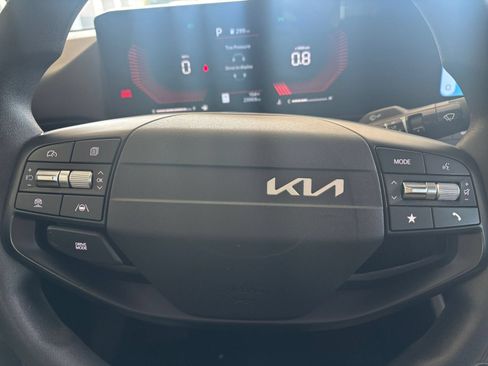Used 2026 Kia K4 FWD image 28