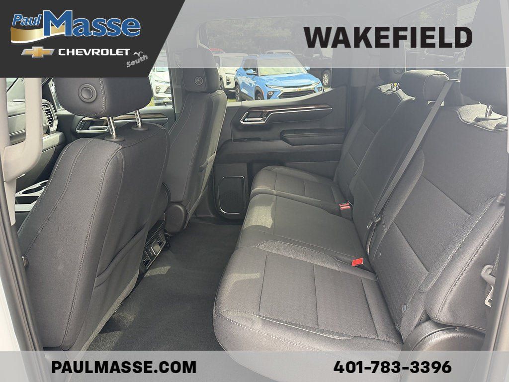 Used 2025 Chevrolet Silverado 1500 LT AWD/4WD image 15