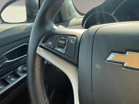 Used 2014 Chevrolet Cruze LT FWD image 17