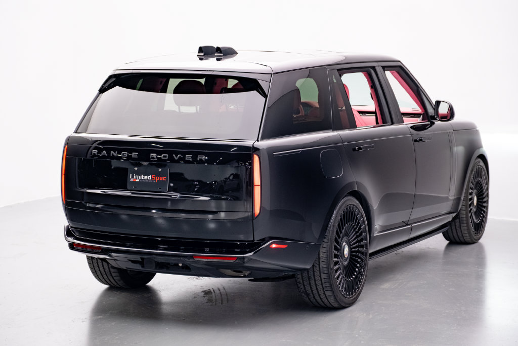 Used 2025 Land Rover Range Rover Long Wheelbase SE AWD/4WD image 24