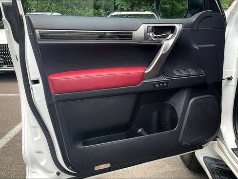 Certified 2023 Lexus GX 460 Premium w/ Premium Package AWD/4WD image 20