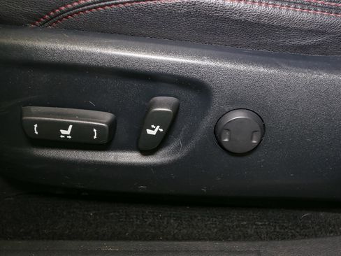 Used 2017 Toyota 4Runner TRD Off-Road Premium image 39