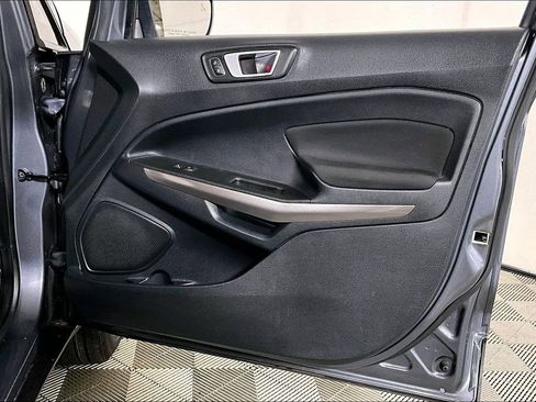 Used 2019 Ford EcoSport SE w/ SE Convenience Package image 23