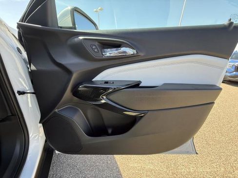 New 2026 Chevrolet Trax LT w/ LT Convenience Package image 31