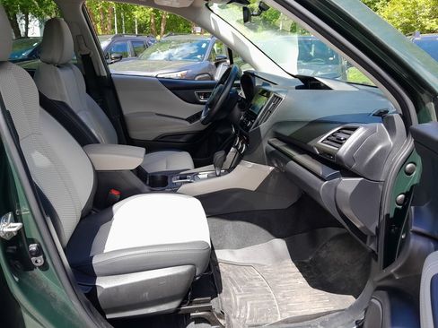Used 2022 Subaru Forester Premium AWD/4WD image 37
