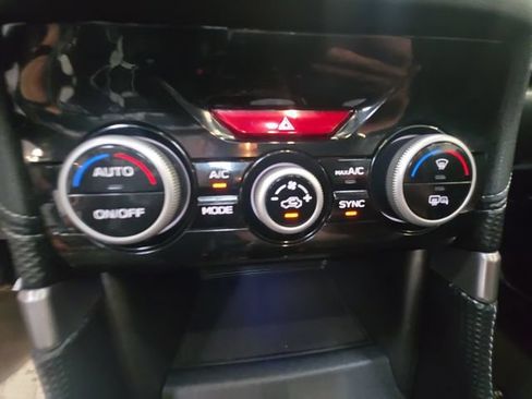Used 2021 Subaru Forester Limited AWD/4WD image 17
