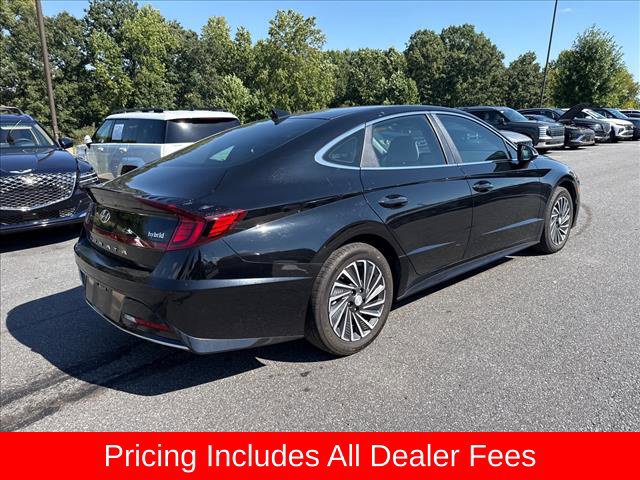 Certified 2023 Hyundai Sonata SEL w/ Cargo Package FWD image 3