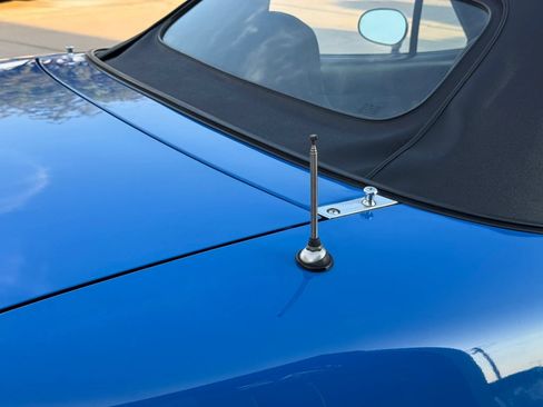 Used 1990 MAZDA MX-5 Miata RWD image 36
