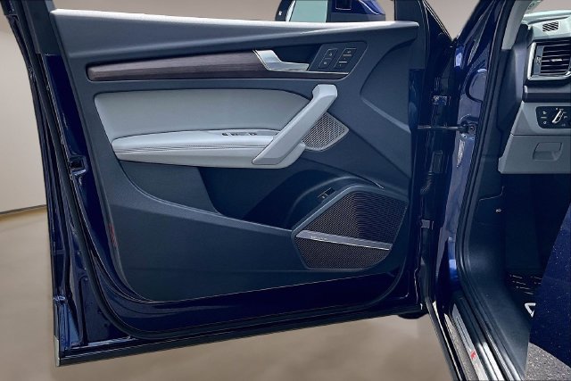Certified 2022 Audi Q5 2.0T Premium Plus AWD/4WD image 19