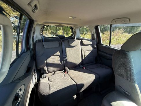 Used 2006 Nissan Pathfinder S image 25