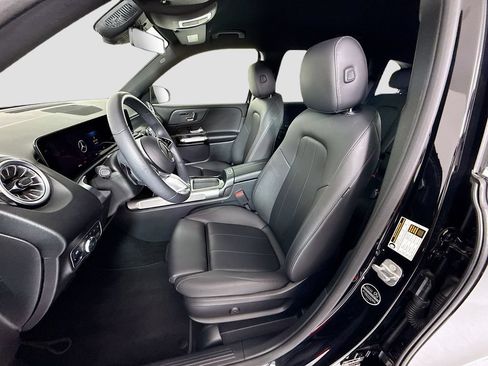 Used 2025 Mercedes-Benz GLB 250 image 19