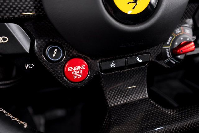 Used 2021 Ferrari F8 Tributo RWD image 41