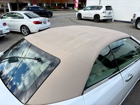 Used 2011 Chrysler 200 Limited FWD image 28