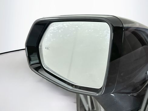 Used 2025 Honda Prologue Touring image 16