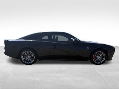 Used 2024 Dodge Charger Daytona Scat Pack w/ Plus Group AWD/4WD image 21