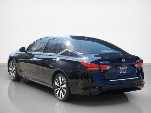 Certified 2022 Nissan Altima 2.5 SV FWD image 5
