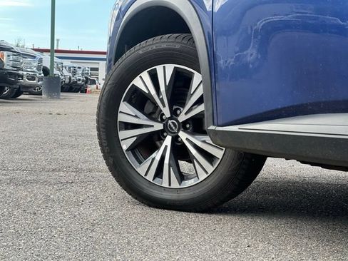 Used 2022 Nissan Rogue SV AWD/4WD image 13